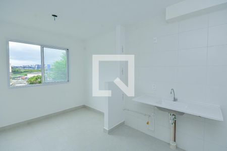 Sala/Cozinha de apartamento à venda com 2 quartos, 32m² em Socorro, São Paulo