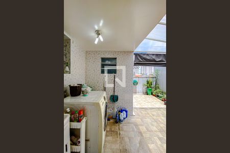 Apartamento à venda com 180m², 2 quartos e 1 vagaÁrea de Serviço