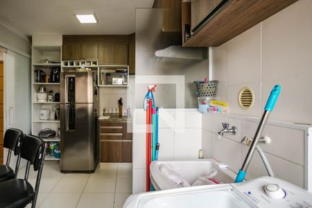 Apartamento para alugar com 62m², 3 quartos e 1 vagaÁrea de Serviço
