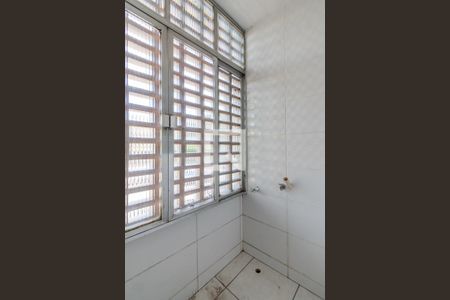 Apartamento à venda com 68m², 2 quartos e sem vaga Apartamento à venda com 68m², 2 quartos e sem vagaÁrea de Serviço