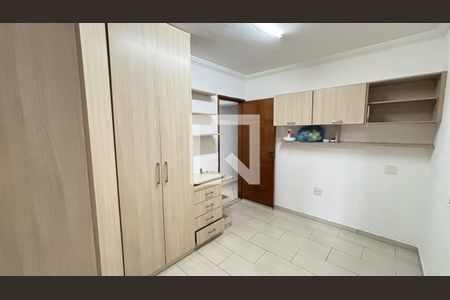 Casa para alugar com 272m², 3 quartos e 3 vagasQuarto