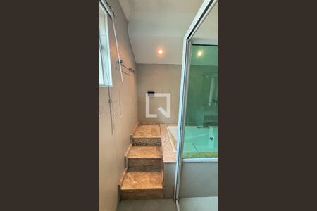 Casa para alugar com 272m², 3 quartos e 3 vagasBanheiro da Suíte 2