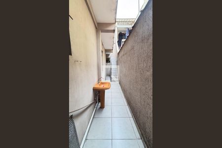 Casa para alugar com 272m², 3 quartos e 3 vagasCorredor - Quintal