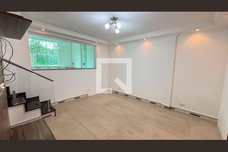 Sala de Tv de casa para alugar com 3 quartos, 272m² em Jardim Monte Libano, Santo André