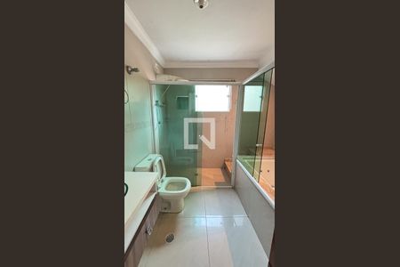 Casa para alugar com 272m², 3 quartos e 3 vagasBanheiro da Suíte 2