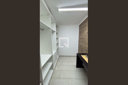 Casa para alugar com 272m², 3 quartos e 3 vagasSuíte 2 Closet