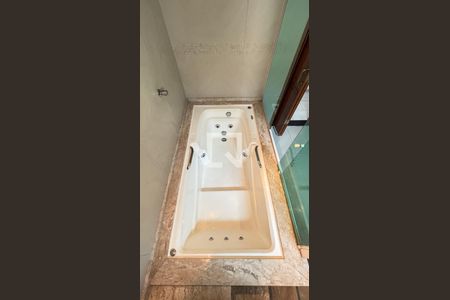 Casa para alugar com 272m², 3 quartos e 3 vagasBanheiro da Suíte 2