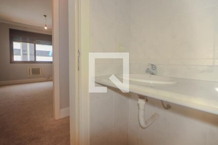 Apartamento à venda com 277m², 3 quartos e 4 vagasBanheiro Social