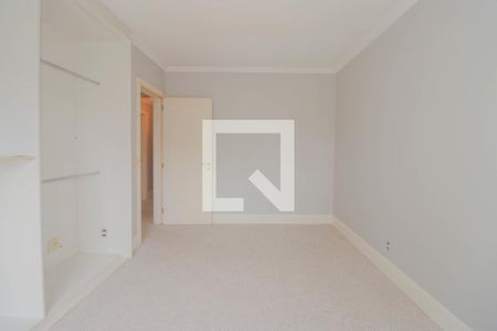 Apartamento à venda com 277m², 3 quartos e 4 vagasQuarto 2