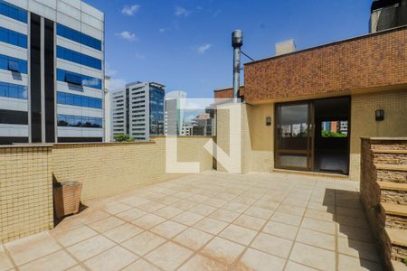 Apartamento à venda com 277m², 3 quartos e 4 vagasVaranda da Cobertura