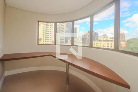 Apartamento à venda com 277m², 3 quartos e 4 vagasEscritório