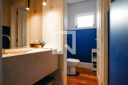 Casa à venda com 232m², 3 quartos e 4 vagasLavabo