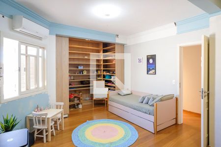 Casa à venda com 232m², 3 quartos e 4 vagasQuarto