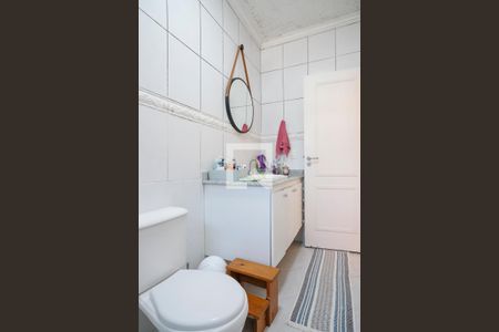 Casa à venda com 232m², 3 quartos e 4 vagasBanheiro suíte 1