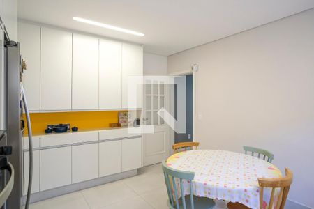 Casa à venda com 232m², 3 quartos e 4 vagasCozinha