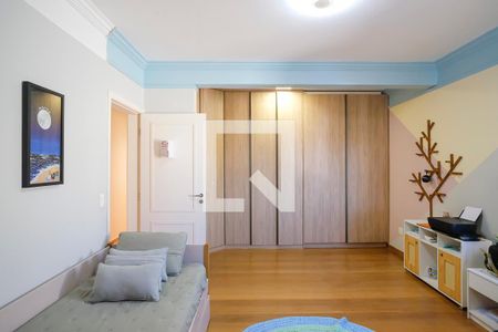 Casa à venda com 232m², 3 quartos e 4 vagasQuarto