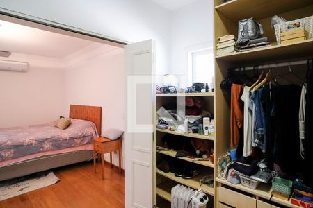 Casa à venda com 232m², 3 quartos e 4 vagasCloset suíte 1