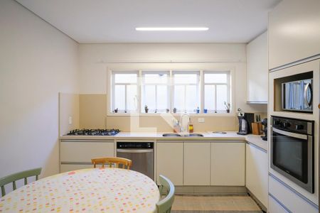 Casa à venda com 232m², 3 quartos e 4 vagasCozinha