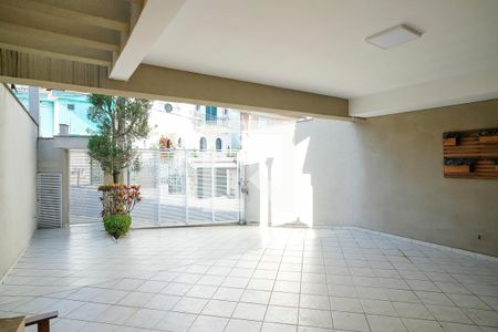 Casa à venda com 232m², 3 quartos e 4 vagasGaragem