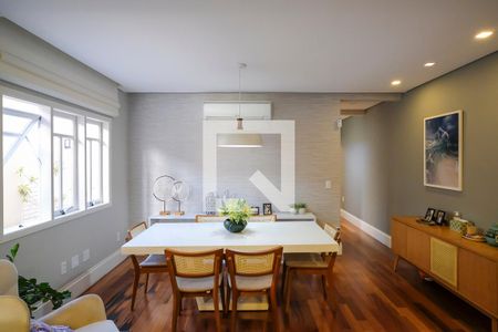 Sala de casa à venda com 3 quartos, 232m² em Olímpico, São Caetano do Sul