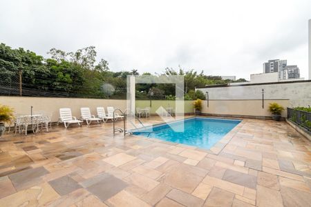 Apartamento à venda com 226m², 2 quartos e 2 vagasÁrea comum - Piscina