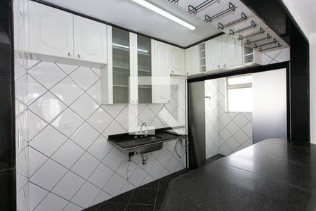 Apartamento à venda com 67m², 2 quartos e 1 vaga Apartamento à venda com 67m², 2 quartos e 1 vagaCozinha