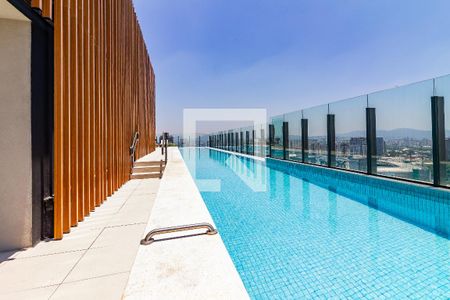 Studio para alugar com 27m², 1 quarto e sem vagaPiscina