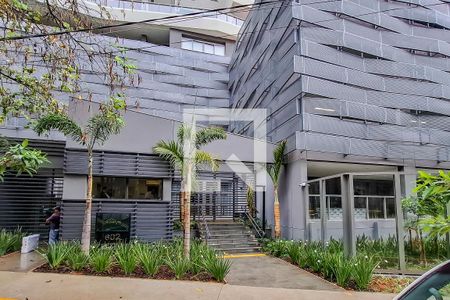 Apartamento à venda com 144m², 3 quartos e 3 vagasFachada e portaria