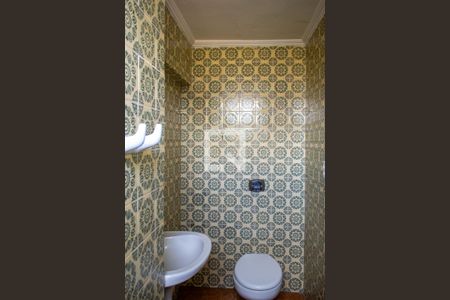 Banheiro  de apartamento à venda com 1 quarto, 27m² em Partenon, Porto Alegre