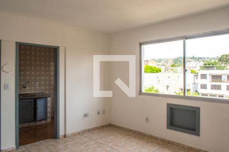 Sala/Quarto de apartamento à venda com 1 quarto, 27m² em Partenon, Porto Alegre