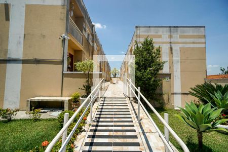 Casa de condomínio à venda com 133m², 3 quartos e 2 vagasRampa de acesso