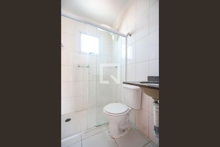 Casa de condomínio à venda com 133m², 3 quartos e 2 vagasBanheiro da suíte