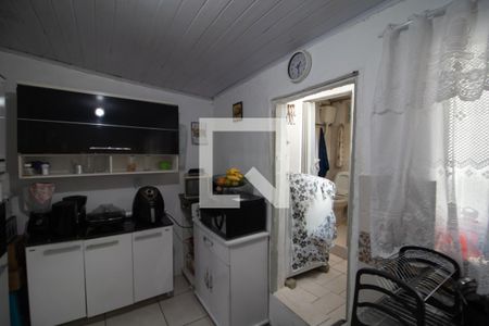 Casa à venda com 50m², 3 quartos e sem vaga Casa à venda com 50m², 3 quartos e sem vagaCozinha