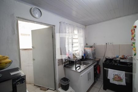 Casa à venda com 50m², 3 quartos e sem vaga Casa à venda com 50m², 3 quartos e sem vagaCozinha