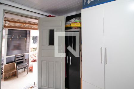 Casa à venda com 50m², 3 quartos e sem vaga Casa à venda com 50m², 3 quartos e sem vagaQuarto 2