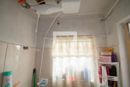 Casa à venda com 50m², 3 quartos e sem vaga Casa à venda com 50m², 3 quartos e sem vagaBanheiro e Área de Serviço