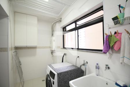 Apartamento à venda com 100m², 3 quartos e 3 vagasÁrea de Serviço