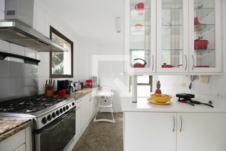 Apartamento à venda com 286m², 3 quartos e 3 vagasCozinha - Armários