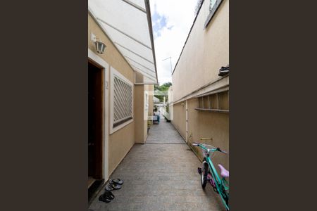 Casa de condomínio à venda com 62m², 2 quartos e 1 vaga Casa de condomínio à venda com 62m², 2 quartos e 1 vagaÁrea Comum