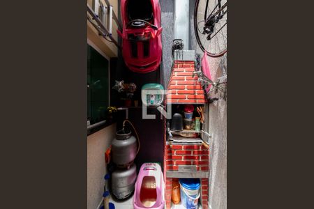 Casa de condomínio à venda com 62m², 2 quartos e 1 vaga Casa de condomínio à venda com 62m², 2 quartos e 1 vagaÁrea de Serviço e Churrasqueira