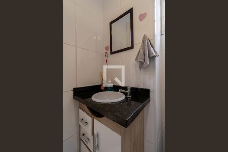 Casa de condomínio à venda com 62m², 2 quartos e 1 vaga Casa de condomínio à venda com 62m², 2 quartos e 1 vagaBanheiro