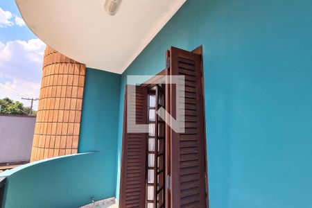 Casa à venda com 200m², 3 quartos e 2 vagasVaranda Suite