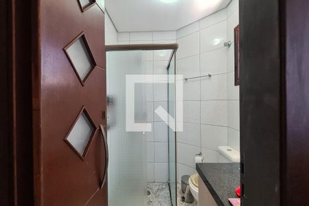 Casa à venda com 200m², 3 quartos e 2 vagasBanheiro