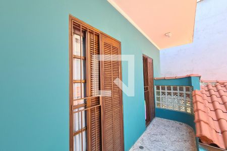 Casa à venda com 200m², 3 quartos e 2 vagasVaranda Quartos 1 e 2