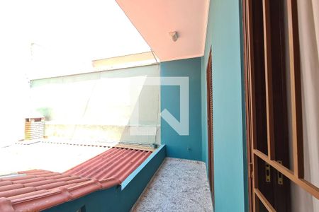 Casa à venda com 200m², 3 quartos e 2 vagasVaranda Quartos 1 e 2