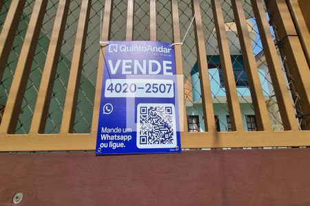 Casa à venda com 200m², 3 quartos e 2 vagasplaquinha