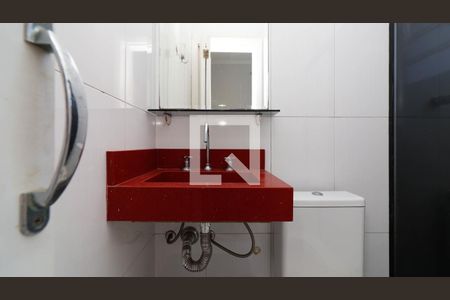 Casa para alugar com 140m², 3 quartos e 2 vagas Casa para alugar com 140m², 3 quartos e 2 vagasBanheiro da Suíte
