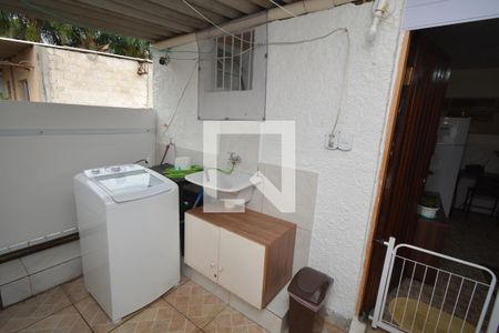 Casa para alugar com 100m², 1 quarto e sem vagaÁrea de Serviço