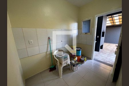 Casa para alugar com 90m², 2 quartos e 1 vagaCozinha
