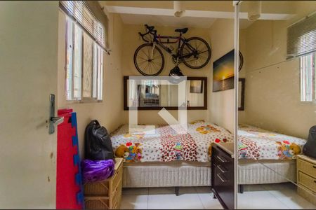 Apartamento à venda com 86m², 2 quartos e sem vaga Apartamento à venda com 86m², 2 quartos e sem vagaQuarto de Serviço